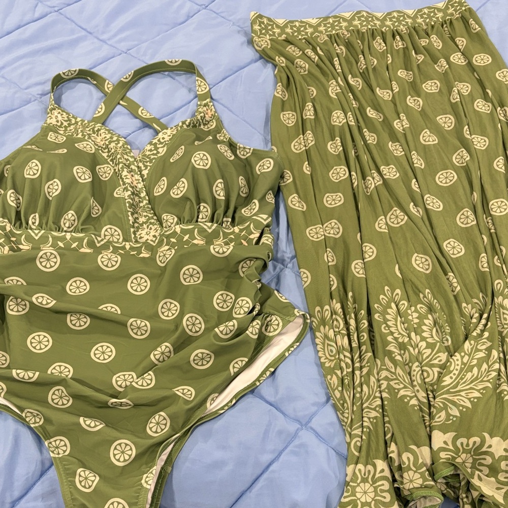 Olive Green Printed Women's Swim and Cover-Up Set